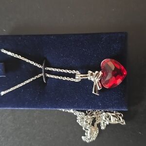 Elegant Red Heart Pendant Necklace